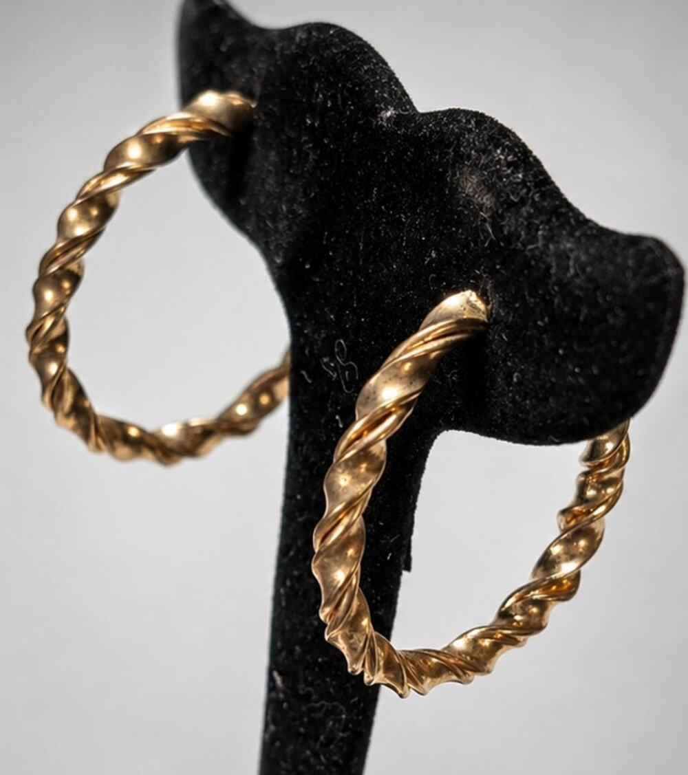 Vintage Hoop Pierced‎ Earrings Ridged Gold-tone 1.5" Self-closing Large gp-1